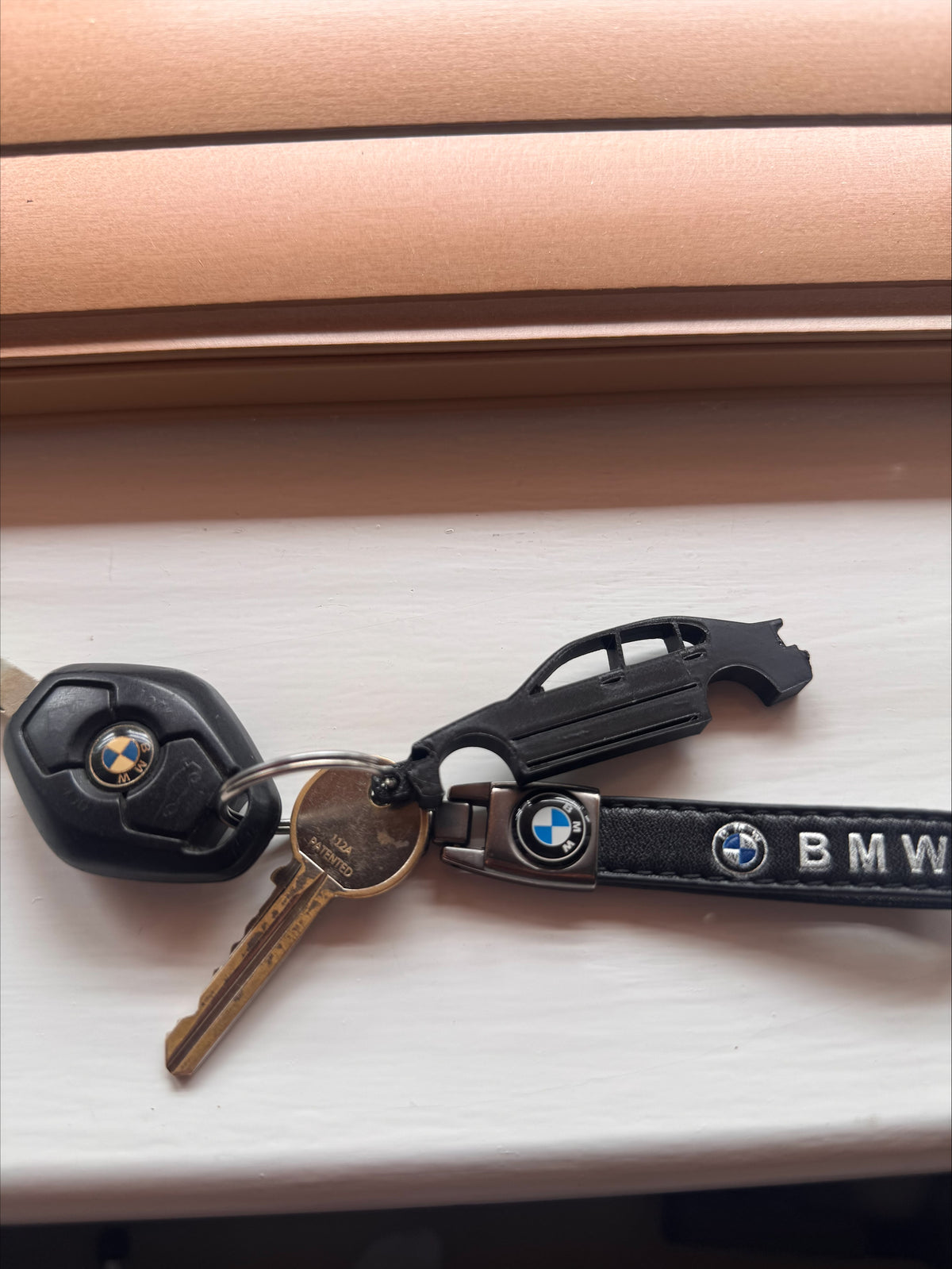 E46 Silhouette Keychain